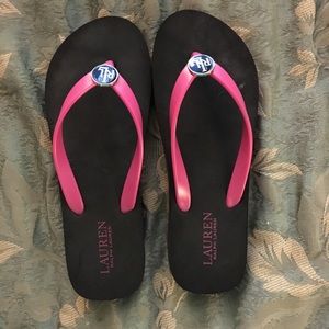 RALPH LAUREN BLACK AND PINK FLIP FLOPS